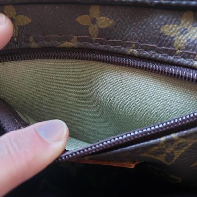Louis Vuitton Tote Bag (PC-KD)