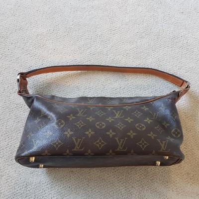 Louis Vuitton Handbag (PC-KD)
