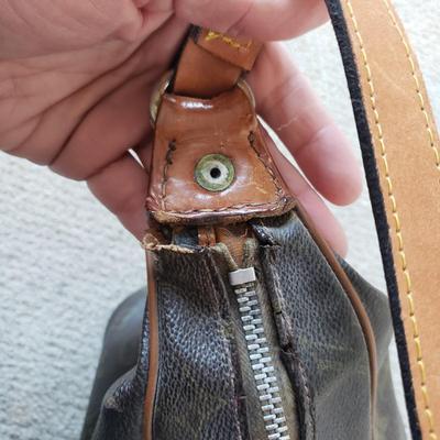 Louis Vuitton Handbag (PC-KD)