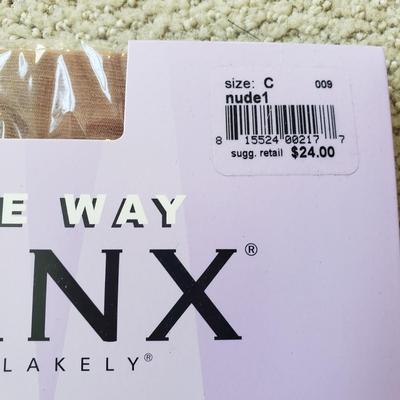 NIB Dr. Comfort Compression Wear/Spanx/Smartwool Size M & L (PC-KD)