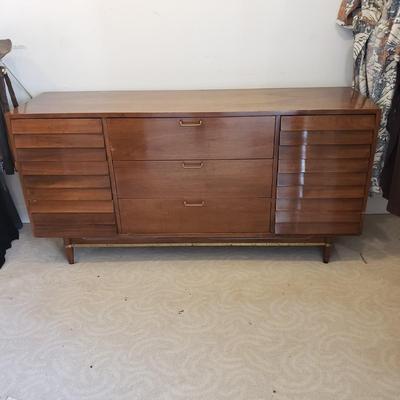 MCM Nine Drawer Dresser (PC-KD)