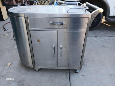 Mobile stainless steel food cart