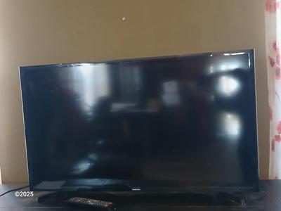 Samsung 40" Television with remote control
