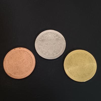 LOT 113B: The Franklin Mint Aces & Eights Poker Set