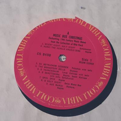 LOT 150B: Christmas LP Collection