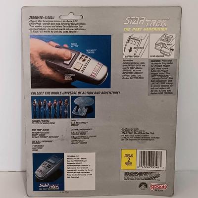 LOT 154B: Star Trek The Next Generation Rubber Stamps, View-Master Reels, Personal Communicator & More