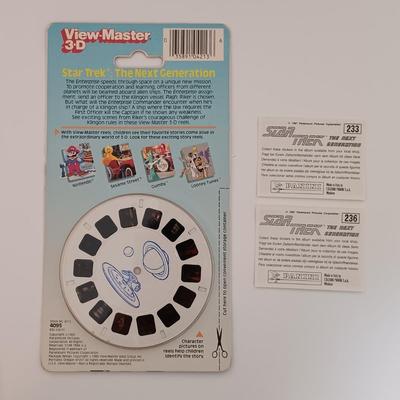 LOT 154B: Star Trek The Next Generation Rubber Stamps, View-Master Reels, Personal Communicator & More