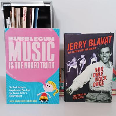 LOT 156B: Vintage Rolling Stone Magazines w/ Rolling Stone & Rock and Roll History Books