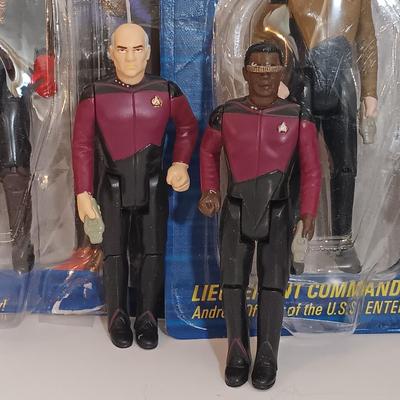 LOT 159B: Vintage 1988 Galoob Star Trek The Next Generation Action Figures