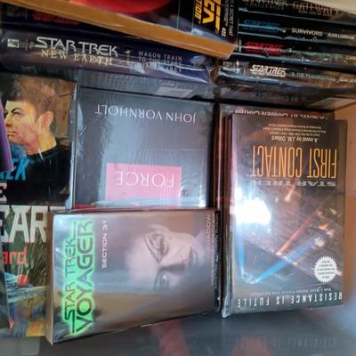 LOT 163S: Large Collection of Star Trek Novels