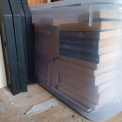 LOT 163S: Large Collection of Star Trek Novels