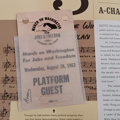 LOT 172B: Vintage Bob Dylan Poster w/ The Bob Dylan Scrapbook & More