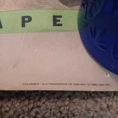 LOT 172B: Vintage Bob Dylan Poster w/ The Bob Dylan Scrapbook & More