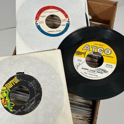 LOT 192B: Box of 45s Singles (Dozens of Vinyl Records) - Beatles and Much More