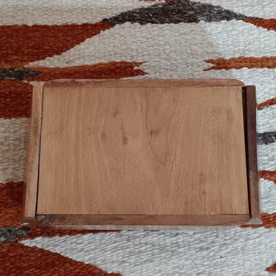 LOT 207B: MCM Italian Wood Cigarette Box, Vintage Pennants, Navajo-Style Rug & More
