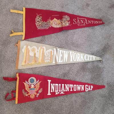 LOT 207B: MCM Italian Wood Cigarette Box, Vintage Pennants, Navajo-Style Rug & More