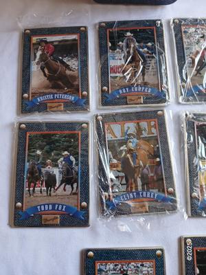 Wrangler Tin with Embossed metal rodeo collector cards