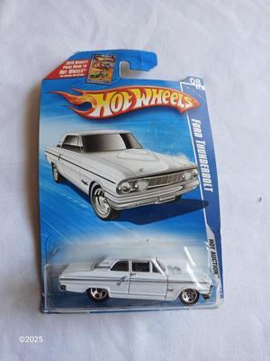 Three new Collectable hot wheels cars