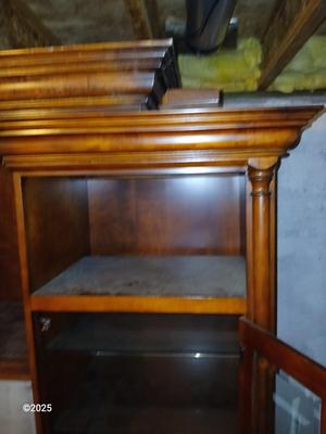 Adjustable wall unit entertainment center