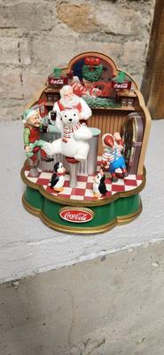Coca-Cola santa music box
