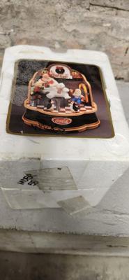 Coca-Cola santa music box