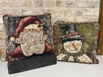 Throw pillows