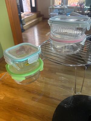 Tupperware and rack