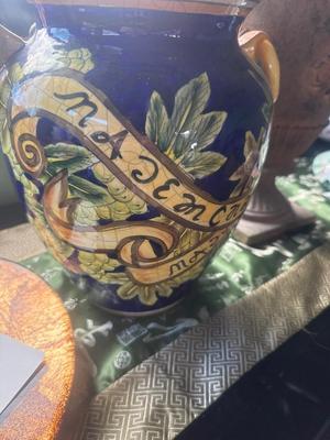 2 vases