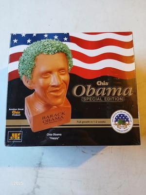Chia Obama Special edition Obama Chia pet - Grow the man some hair Chia Obama "Happy"
