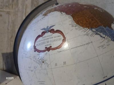 Replogle 12" diameter Globe Platinum classic series World Globe
