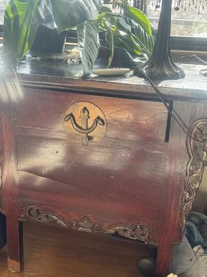 Vintage chest