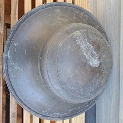 Copper Spittoon Planter & Terra Cotta Planter Risers (BD-SD)
