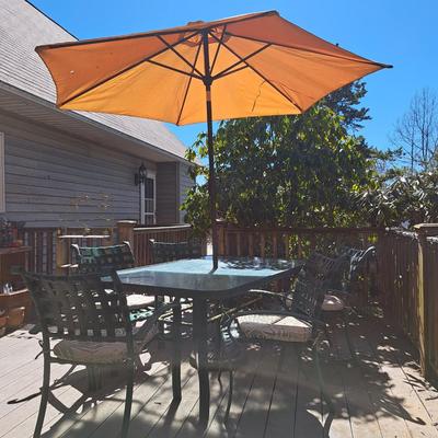 Glass & Green Outdoor Patio Table and Chairs Set (BD-SD)