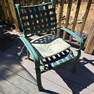 Glass & Green Outdoor Patio Table and Chairs Set (BD-SD)