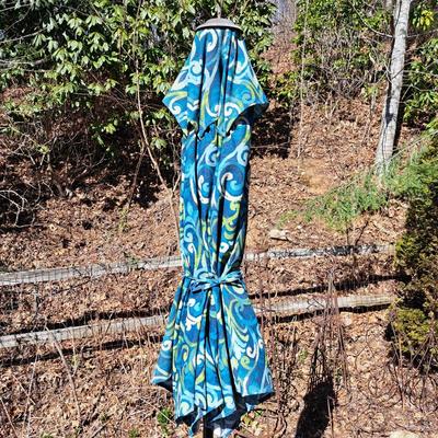 Swirly Blue & Green Fleur-de-lis Umbrella and Stand (BD-SD)