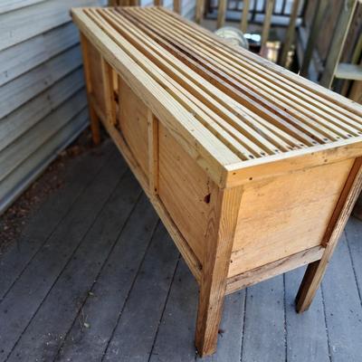 Two-Tier Wood Slatted Potting Table (BD-SD)