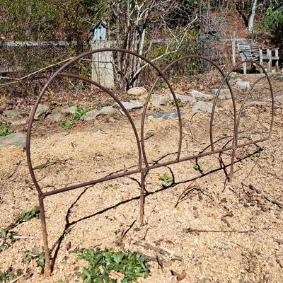 Group of Rusted Metal Garden Topiaries (BD-SD)