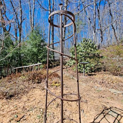 Group of Rusted Metal Garden Topiaries (BD-SD)