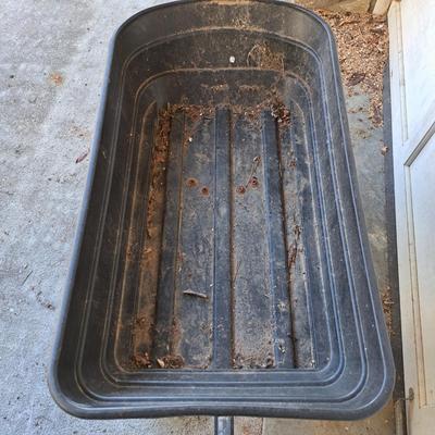 Gorilla Garden Dump Cart & True Temper Wheelbarrow (LD-SD)