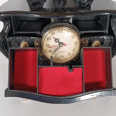 LOT 44D: Vintage Oil Lamp with Reflector & Jewelry Box