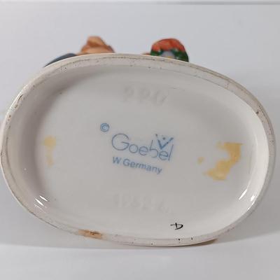 LOT 47D: Goebel Hummel Auf Wiedersehen Airlift Memorial Set & We Congratulate Figurine