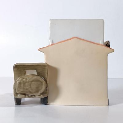 LOT 48D: Goebel Hummel Checkpoint Charlie Set