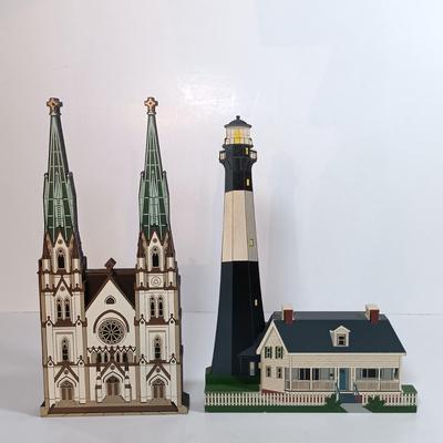 LOT 54D: Sheila's Collectibles Georgia Landmarks