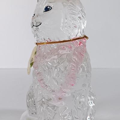 LOT 59D: West German Crystal Clock, Anna Hütte Crystal Basket & Bradford Exchange Sophisticats 'Sparkle' Cat Figurine