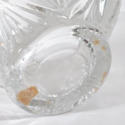 LOT 59D: West German Crystal Clock, Anna Hütte Crystal Basket & Bradford Exchange Sophisticats 'Sparkle' Cat Figurine