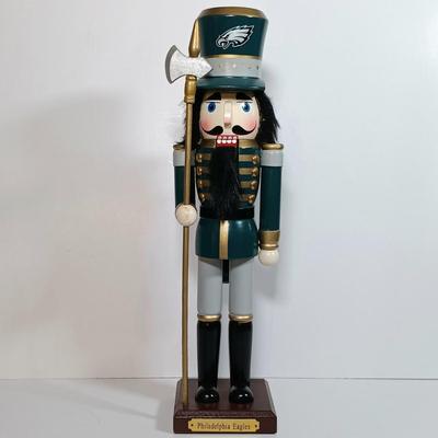 LOT 62D: NFL Christmas Collection Donovan McNabb Santa Sleigh, Memory Co. Philadelphia Eagles Nutcracker & More