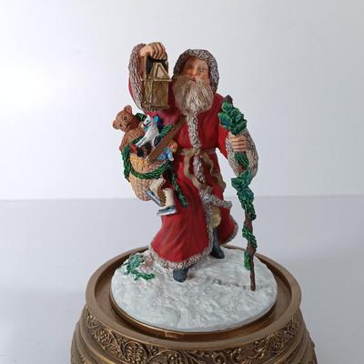 LOT 63D: Vintage Jaimy Santa Sleigh, Franklin Mint Father Christmas & Nutcrackers