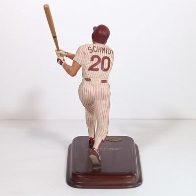 LOT 66B: The Danbury Mint Mike Schmidt Figurine w/ MLBPA Mini Phillies Figurines