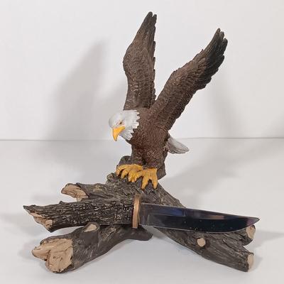 LOT 132B: Set of (3) Collectible Knives w/ John Wayne Knife Wall Art