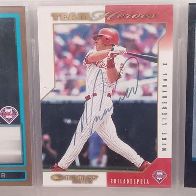 LOT 140B: Set of (9) Autographed Phillies Baseball Cards